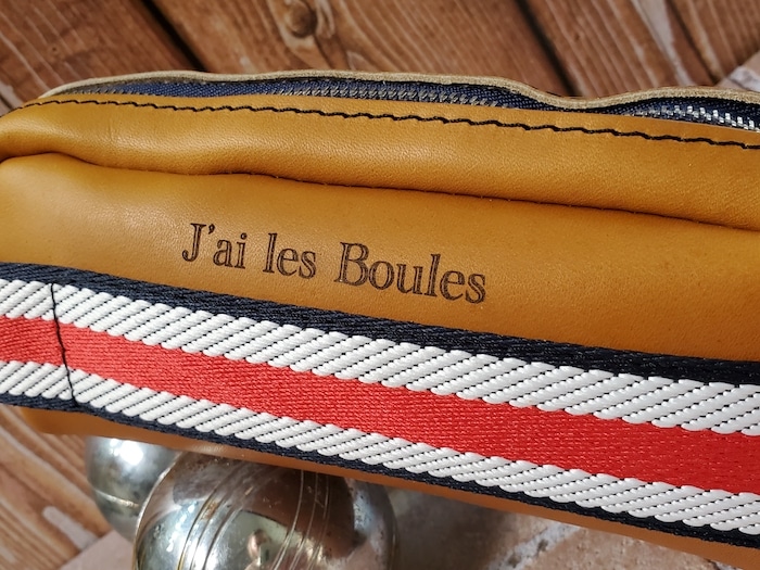 sacoche a pétanque en cuir